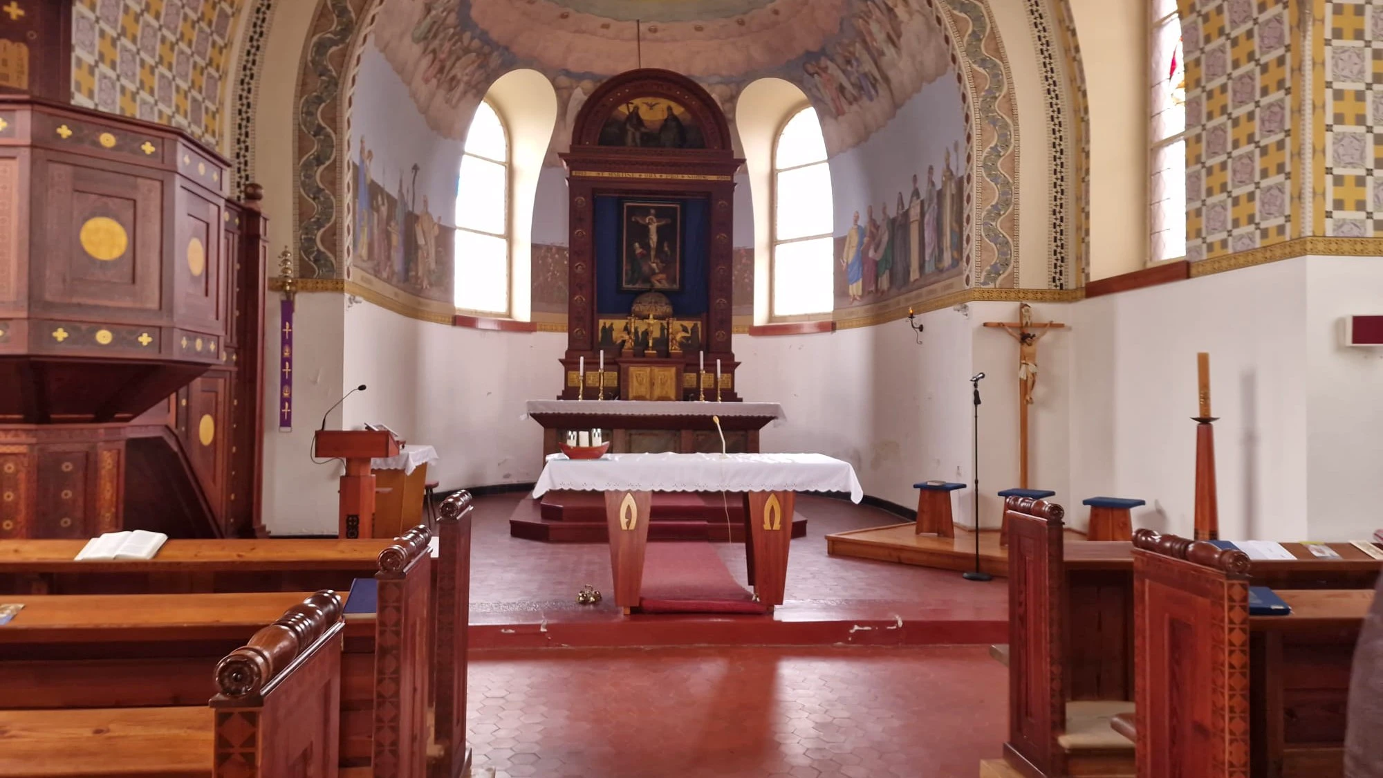KOSTEL TOŠOVICE