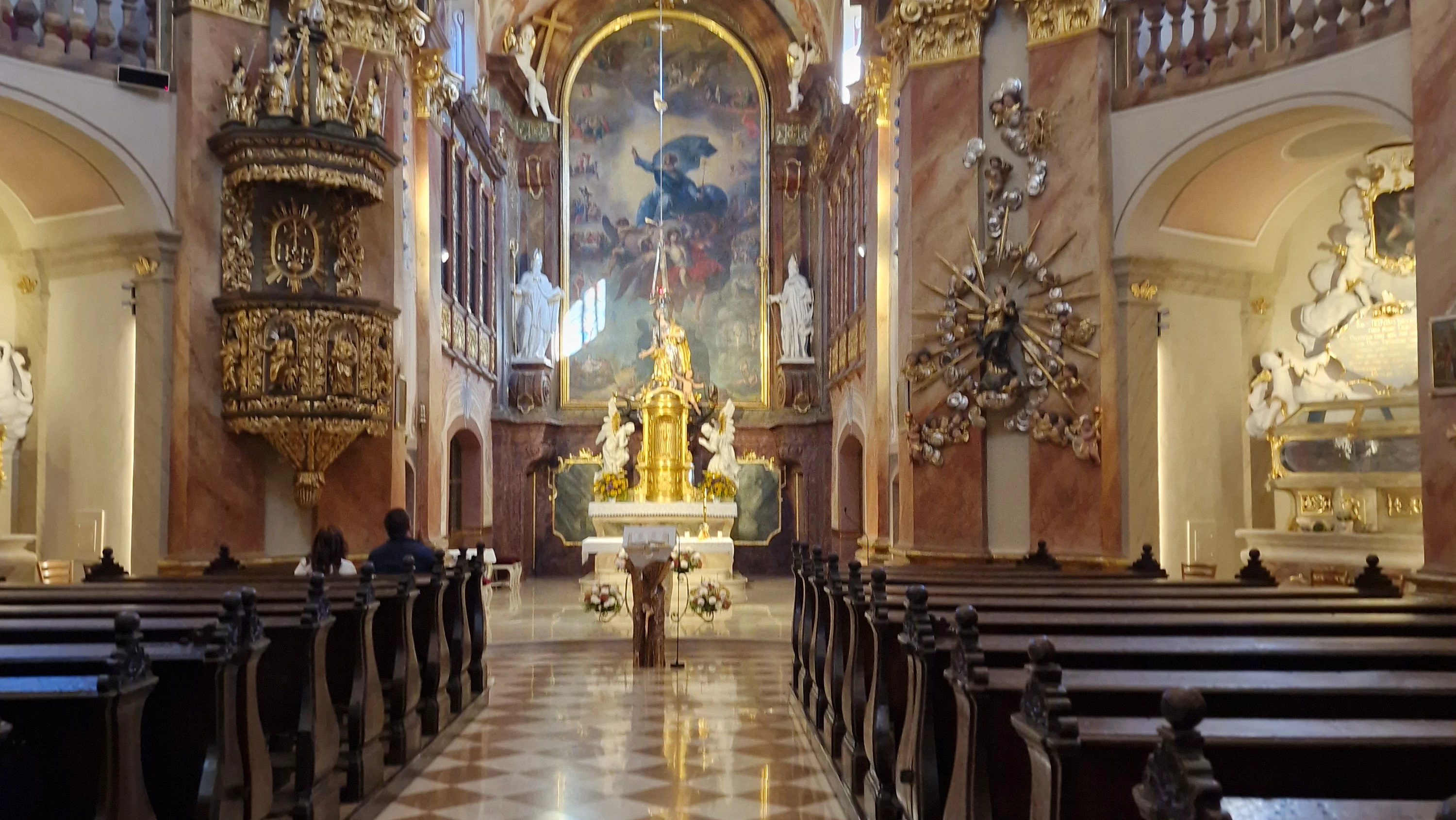 KOSTEL JAROMĚŘICE